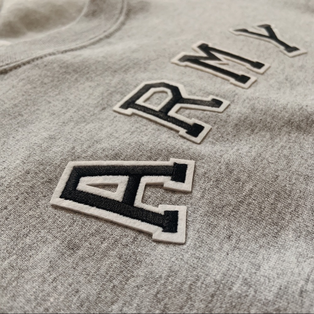 n e w |  gray army crewneck 🤍 - Picture 7 of 10